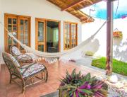 Casa com 4 Suítes, Piscina, Área Gourmet e Wifi