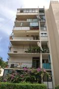 Apartments by the sea Omis - 2822