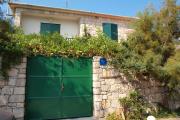 Apartments by the sea Postira, Brac - 2888