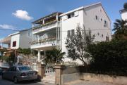 Apartments with a parking space Vodice - 2995