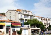 Apartments by the sea Tisno, Murter - 3224