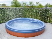 Hidden Gem Lodge with Hot Tub