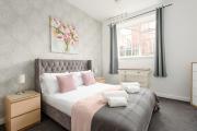 2 BR Royal Mile Apartment 2 BR Royal Mile Apartment