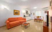 Family-friendly apartments with swimming pool Basanija, Umag - 3402