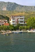 Apartments by the sea Duce Omis  4795