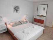 Apartments by the sea Podgora, Makarska - 2714