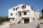 Apartments by the sea Novalja, Pag - 3307