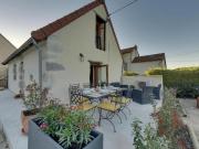 Charmante Maison Bourbonnaise du XVIIIe avec Animaux Acceptés - FR-1-489-393