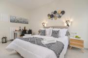 Hermes Luxury Studio Apartment - Naxos Center