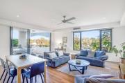 Fuller Holidays- Lot 7 - Byron Penthouse Apartment with Pool
