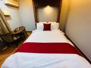 Sweet Hotel