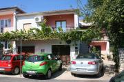 Apartments with a parking space Pula - 6985