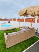 Golden Wave Surf Villa