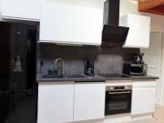 Gîte rénové à Charroux avec piscine et terrasse privative - FR-1-489-394