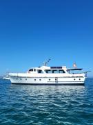 Don Maximo Yacht Hotel