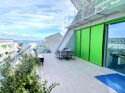 Penthouse with stunning river views Penthouse with stunning river views