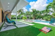 VillaLee-Jungle Palm Island white marble pool Area