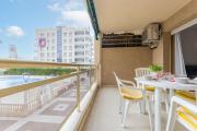 Apartamento con piscina a 250m de la playa