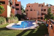 Superb 2-bed apartment in Duquesa