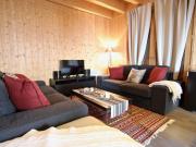 Chalet spacieux à Chamrousse pour 8 personnes sur 3 niveaux - FR-1-549-107