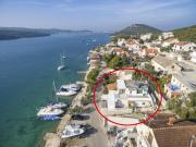Apartments by the sea Tisno, Murter - 15895