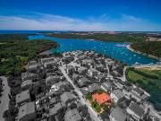 Apartments with a parking space Banjole, Pula - 17398