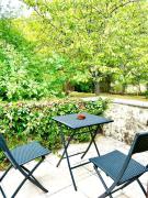 Pomegranate Gite Sleeps 4 with Pool