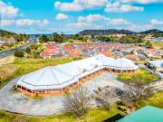 Top Lithgow