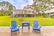 Waterfront Home: Spectacular On-Site Fishing!