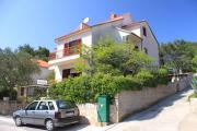 Apartments by the sea Vrboska (Hvar) - 8748 Apartments by the sea Vrboska (Hvar) - 8748