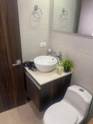 Turquesa - Exclusivo apartaestudio. (Nuevo)