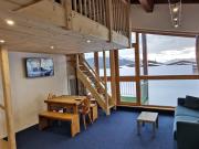 Appartement rénové avec balcon au centre dArc 1800, ski aux pieds - FR-1-346-492