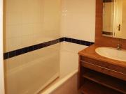 Studio skis aux pieds avec piscine à 20m - FR-1-322-489