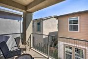 Pet-Friendly Elk Grove Retreat with Balcony!