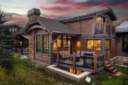 Amazing Pet-Friendly Executive Home, Ski-In Walk-Out - LR884