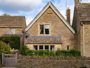 Delightful 4 bedroom Cotswold character cottage - Pass the Keys
