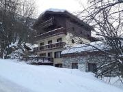 Appartement cosy rénové 2-4 pers au pied des pistes Val-dIsère - FR-1-518-124