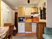 Studio basique 2 pers. au centre de Val-dIsère - FR-1-518-125