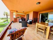 Appartement de standing avec vue mer et golf