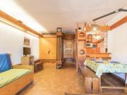 Studio pour 4 pers à Chantemerle, Serre-Chevalier avec balcon, parking et équipements complets - FR-1-330E-70 Studio pour 4 pers à Chantemerle, Serre-Chevalier avec balcon, parking et équipements complets - FR-1-330E-70