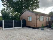 Cherry Cabin with Hot Tub