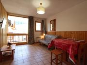 Charmant appart pour 4 au centre de Lanslevillard, balcon, parking - FR-1-508-201