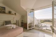 Best Houses 26: Baleal Beach Front Retreat