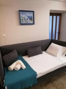 Top Dhouvraíika Top Dhouvraíika