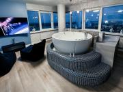 sky DREAM jacuzzi sauna 33 FLOOR
