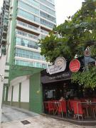 Apartamento na orla da praia