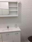 Chalé em meio à natureza, com riacho no quintal