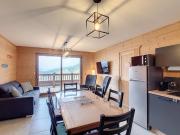 Appartement de standing sur les pistes avec parking - FR-1-416-194