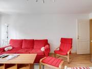 Charmant T2 en Centre-Ville pour 6 pers., Parking, Proche Commodités et Stations de Ski - FR-1-402-75