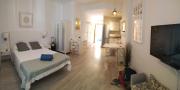 Modern studio flat close to Plaza Merced